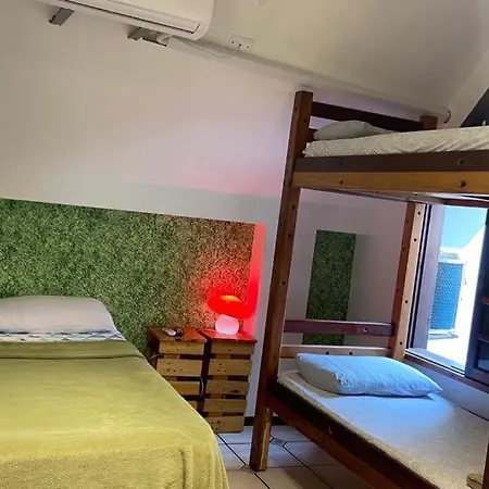 CanCoq Guest House - 20 metros da praia-3